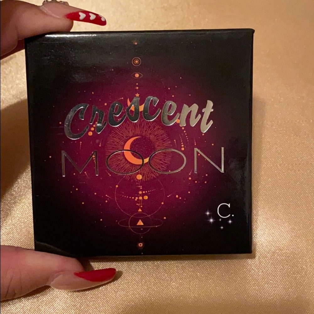 Cas cosmetics- crescent mood
